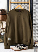 "Cat Wearing Helmet" Print & Karaku Logo Embroidery V-Gusset Sweatshirt