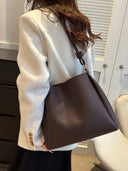 THE CLASSIC LEATHER TOTE BAG